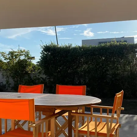 Family House - New * فيلا نوفا دي غايا